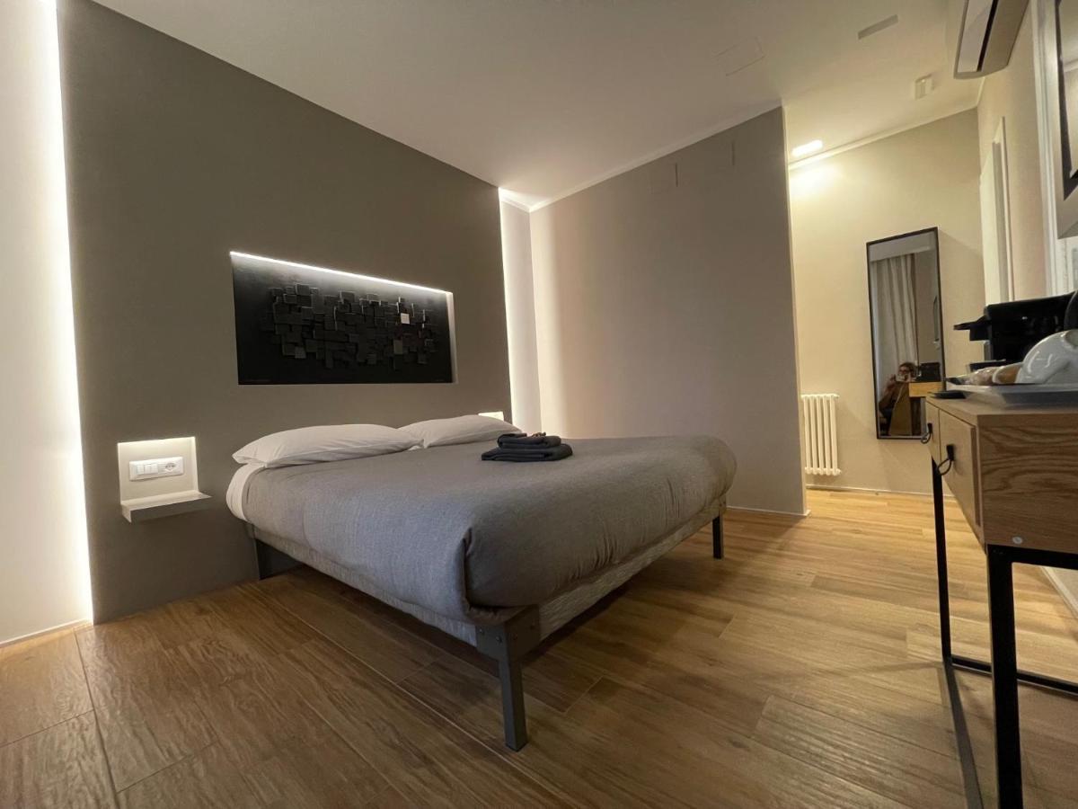 Hotel Lucrino 45 By Ale Rom Exterior foto